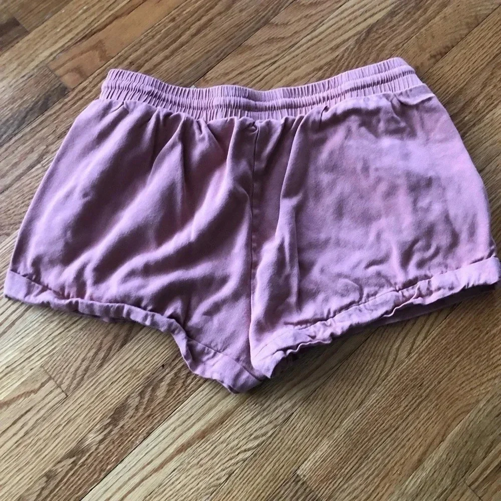 Forever 21 pink shorts